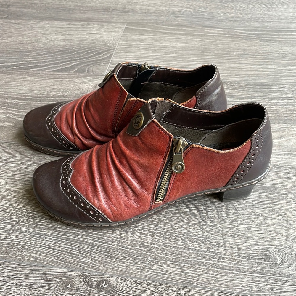 Rieker Testadimoro/Rubino Louise Brogues